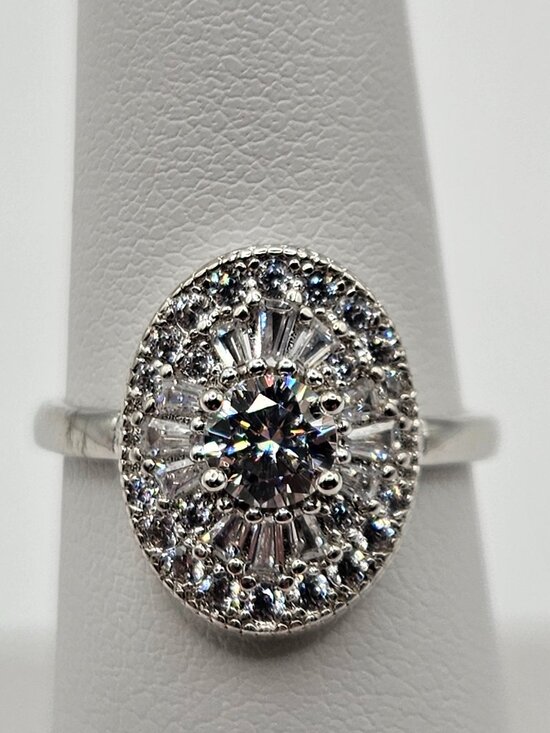 Jewelry - 925 Silver Moissanite Ballerina Baguette Halo Ring 7